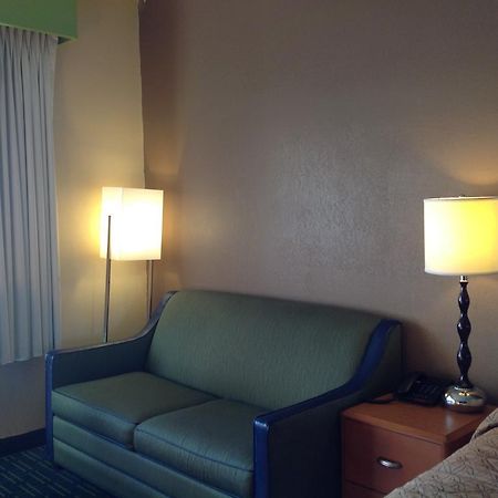 Diamond Inn & Suites 리치먼드 외부 사진